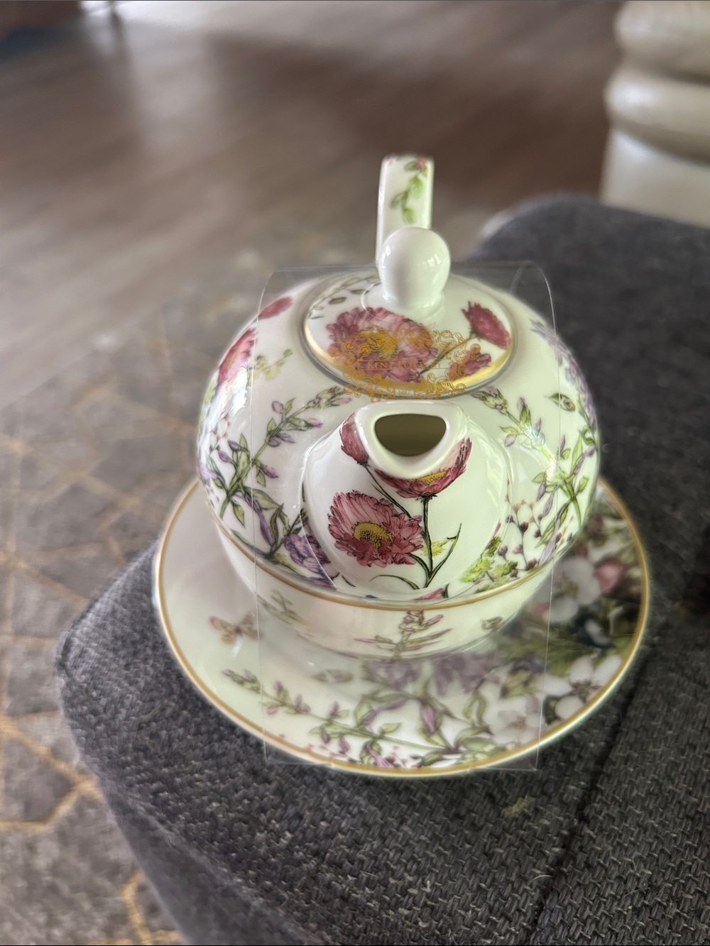 Tea Set for One - Picture 6 of 7